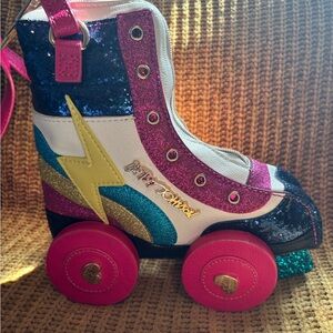 Betsey Johnson Roller Skate 🛼